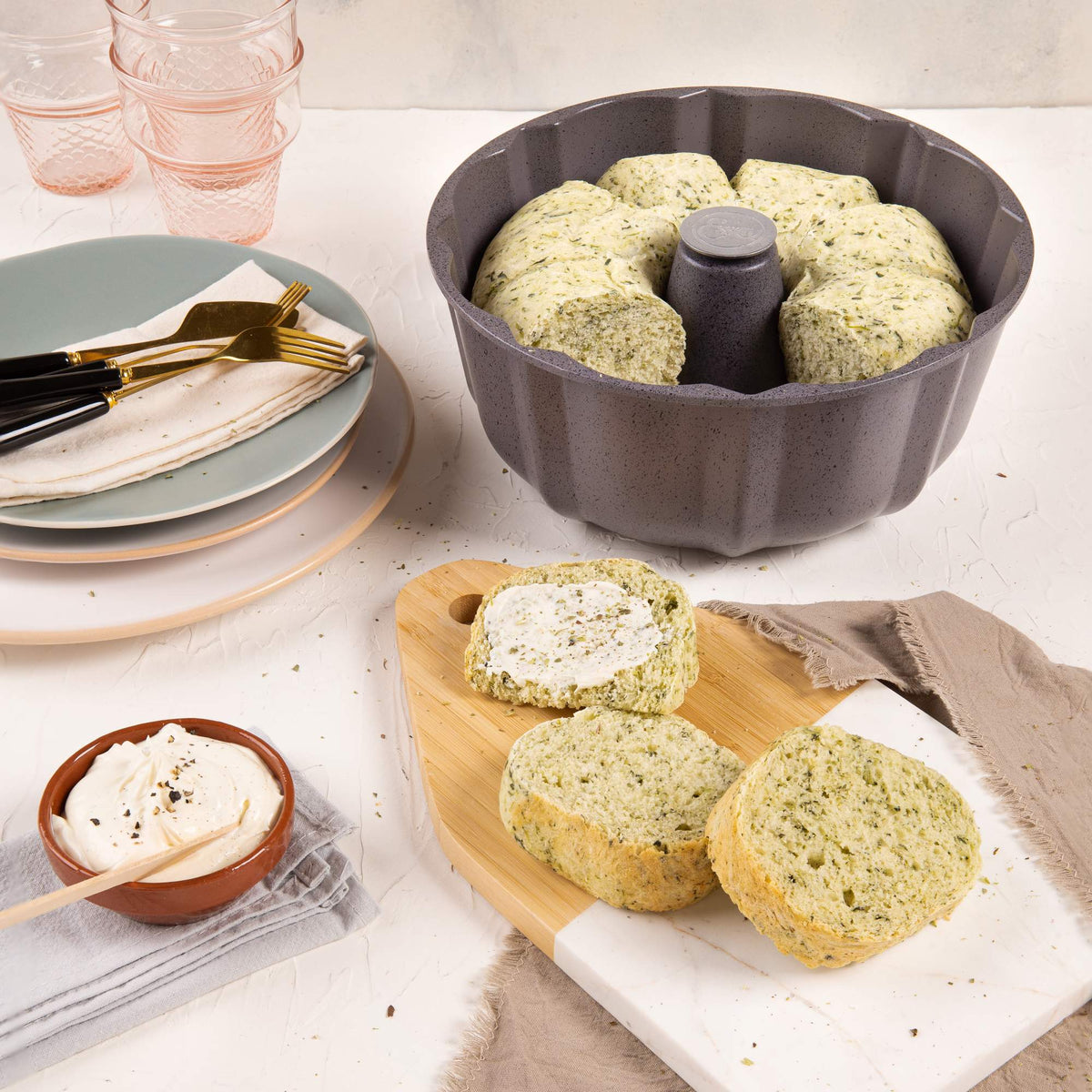 Stampo Savarin Antiaderente - 24 Cm X H 7,5 Cm, Per Ciambelle E Dolci